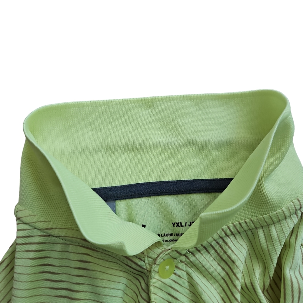 3/$21 Under Armour • Polo Shirt - Picture 5 of 6